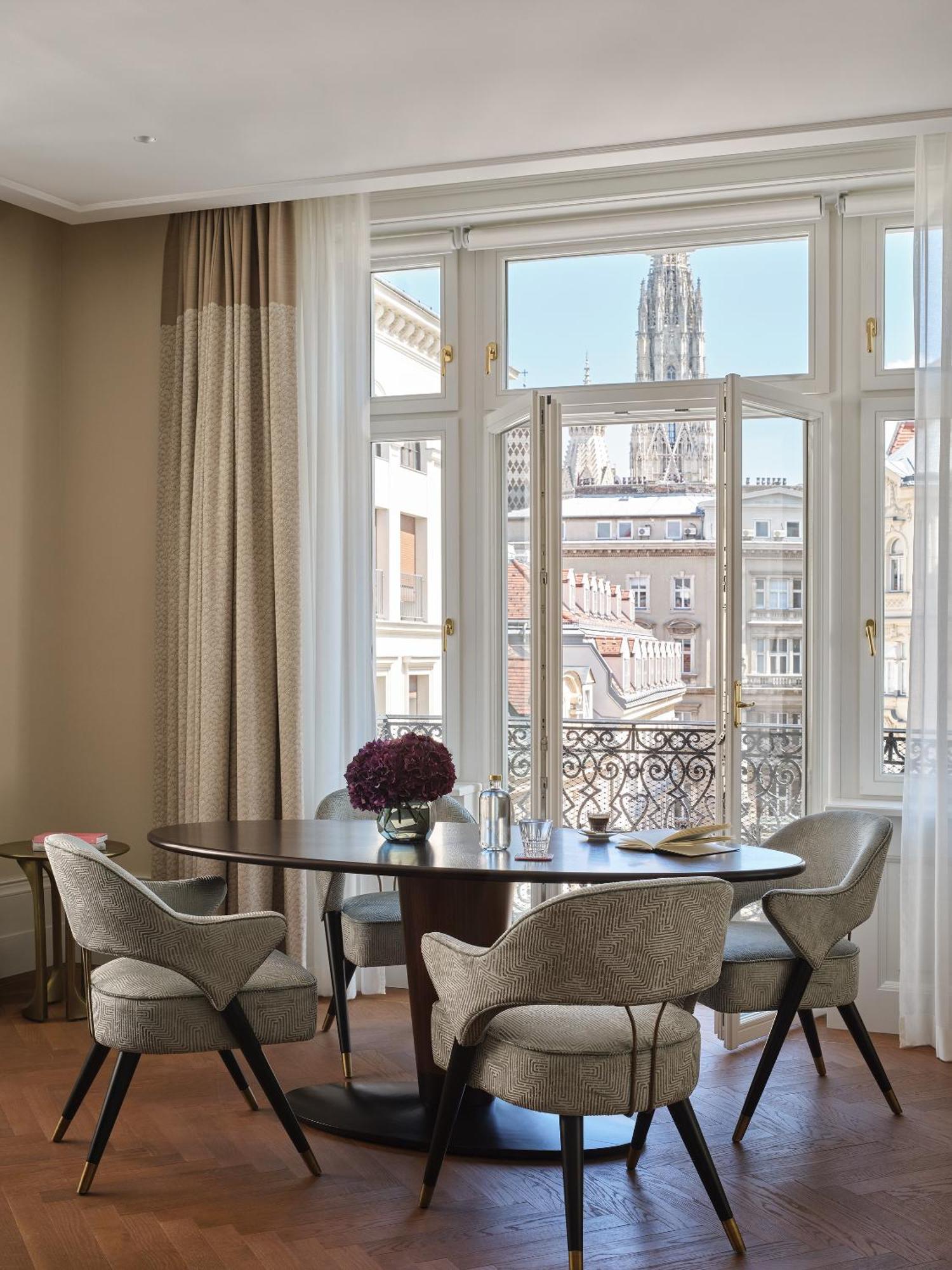 Suite St. Stephen’s